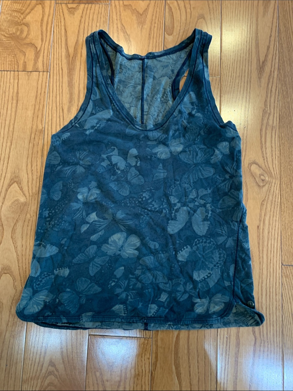 💛2/$20 Lululemon tank top size 6/8
